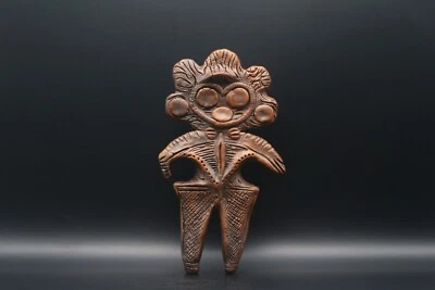Dogu Ancient Japanese statue - Image 1 of 4