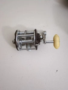 VINTAGE PENN PEERLESS No. 9 FISHING REEL Right Hand Retrieve - Picture 1 of 6
