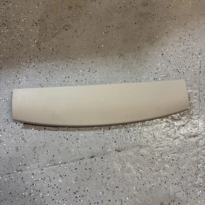 Nissan Murano 2019-2024 puerta trasera moldura panel de cubierta OEM 909045AA0AE BEIGE_P - Imagen 1 de 7