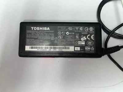 Adaptador de CA para portátil Toshiba PA3467U-1ACA PA-1650-01 19V 3.42A - Original OEM Foto 1 de 3