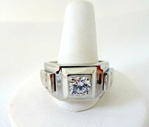 Anillo de acero inoxidable para hombre con piedra cz central talla 10 - Imagen 1 de 4