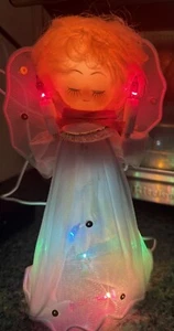 Vtg 10 Light Angel Tree Top Flashing Christmas Trim Eyes Closed Yellow Hair EUC - Picture 1 of 6