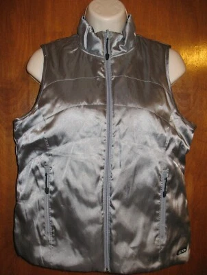 C9 BY CHAMPION Misses Small REVERSIBLE ZIP-UP VEST (silver/black w/ pockets) EUC - Image 1 of 3