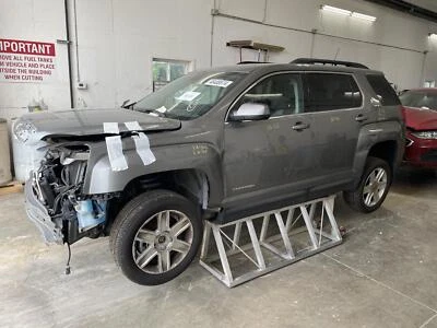 Módulo de control de motor usado (ECM) se adapta a: Módulo de control electrónico Gmc Terrain 2012 Foto 1 de 4