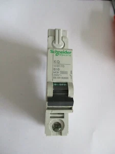 SCHNEIDER ELECTRIC KQ 10B132 B32 32 AMP 10 KA INTERRUTTORE MCB monopolare - Foto 1 di 1