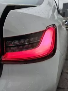 2019-2021 BMW 330i (SEDAN) PASSENGER SIDE TAIL LIGHT (QTR PANEL MTD) - Picture 1 of 12