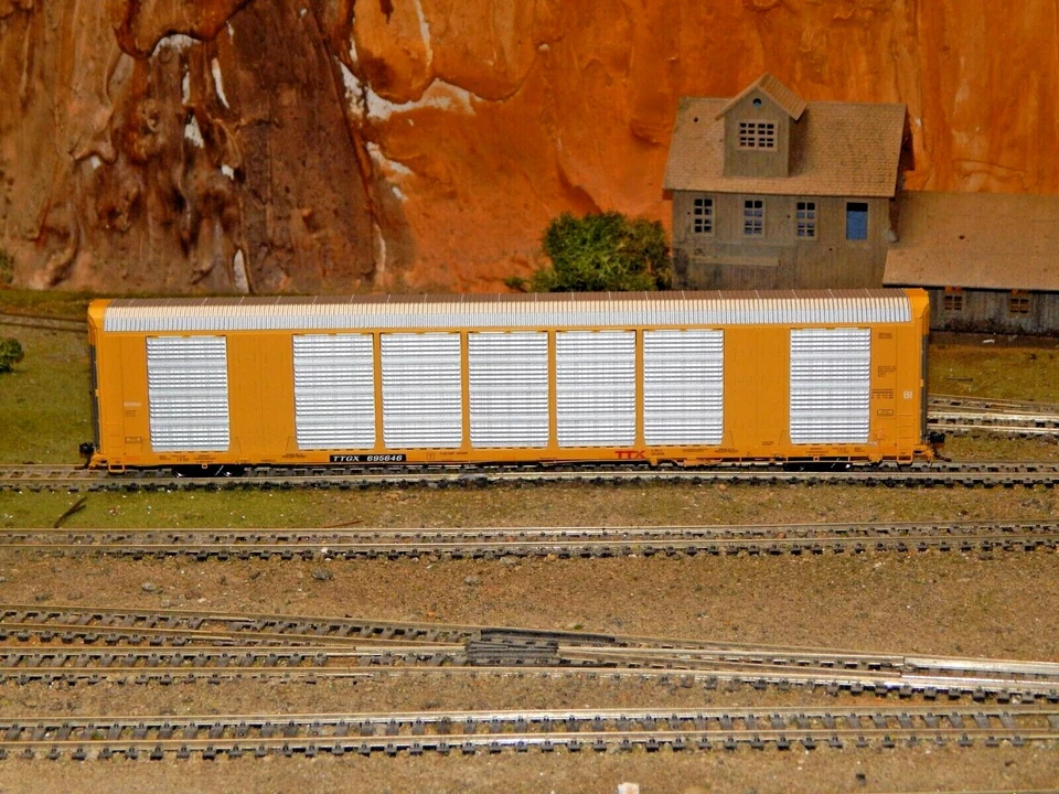 Atlas 20006443 HO TTX Gunderson Multi-max Auto Rack #695646