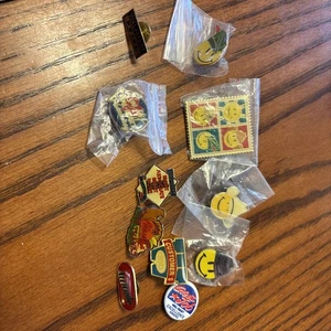 Lote De Colección De 11 Alfileres De Solapa/Sombrero Publicidad Empleados Walmart - Imagen 1 de 3