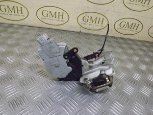Cerradura puerta trasera lado cercano pasajero izquierdo nissan almera 6 pines mk2 2000-2007d - Imagen 1 de 4