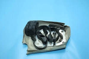 Kit De Montaje De Gomas Soporte Para Sistema De Escape Para Audi 80, 80L, GT NOS - Picture 1 of 3