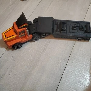 Vintage 1989 Remco USA Equipment Semi Truck Cab 5.5" Diecast Scale Model Trailer - Picture 1 of 3