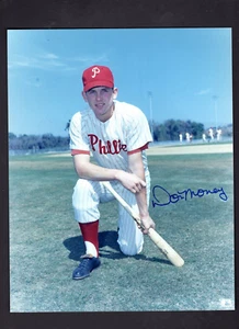 Don Money Signed Autographed 8 x 10 Photo Philadelphia Phillies FREE SHIPPING - Picture 1 of 1
