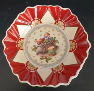 Villeroy & Boch 1748 Porcelain Christmas Bowl 6.6" - Picture 1 of 19