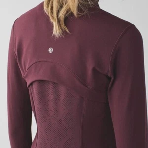 *SELTEN* LULULEMON DEFINE JACKE (AUSATMEN) ROTE TRAUBE - BORDEAUX GRÖSSE 4 - Bild 1 von 9
