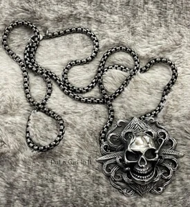 Nuevo COLLAR MOTERO COLGANTE CADENA GÓTICA CALAVERA ACERO INOXIDABLE PESADO ORNAMENTADO - Imagen 1 de 9