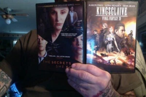 The Secrets She Keeps-like new & Kingsclaive-FinalFantasy.X4-vg - Picture 1 of 2