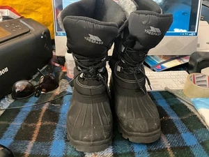Scarponi da neve Trespass uomo neri taglia 6 - Foto 1 di 3