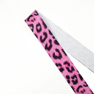 Band Fantasy Panther rosa - Preis gilt für 1 Meter - Bild 1 von 2