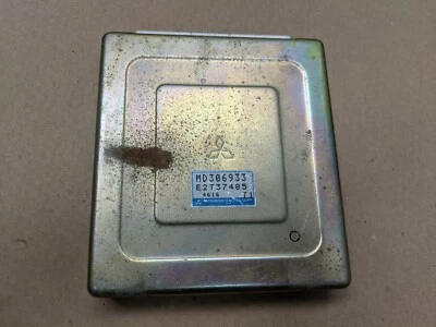 1995 Mitsubishi Montero 3.0L AT ECM Engine Computer Module ECM MD306933  - Image 1 of 4