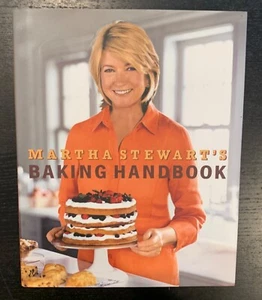 MARTHA'S STEWART'S BAKING HANDBOOK - SIGNED - 1ST ED. - 2005 - DJ UNCLIPPED. - Picture 1 of 15