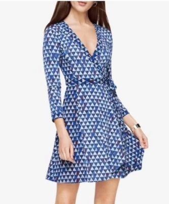 BCBG MAX AZRIA Azul Sin usar, combo envolvente estampado Adele vestido envolvente l grande $198 Foto 1 de 4