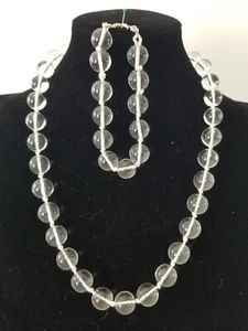 Handknotted 100% snow white heavy silk, 32 Clear Quartz drilled beads 12mm Set - Picture 1 of 5