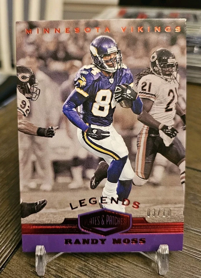 2019 Panini Plates & Patches Legends Red /10 Randy Moss #128- Vikings HOF - Image 1 of 2