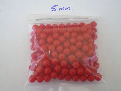 500 piezas. 5MM. HUEVO DE SALMÓN, CUENTAS DE SEÑUELO DE PLÁSTICO ROJO, "HACER HILANDEROS" Foto 1 de 2
