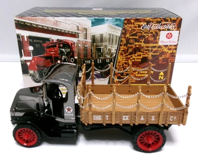 Die Cast Metal Model Truck Scale 1:32 Texaco 1918 Mack AC Bulldog Flat Bed Truck - Image 1 of 4