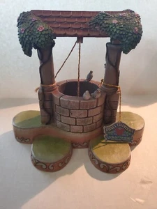 Jim Shore Walt Disney Traditions Showcase Snow White Wishing Well Display Base - Picture 1 of 2