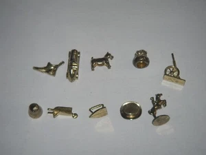 Monopoly Replacent Parts. 10 Gold Tokens. - Picture 1 of 1