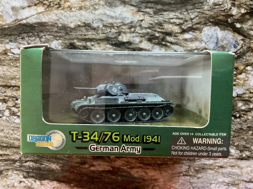 Dragon Armor 60151 Captured T34/76 Mod 1941 German Army 1/72 Scale Diecast Model