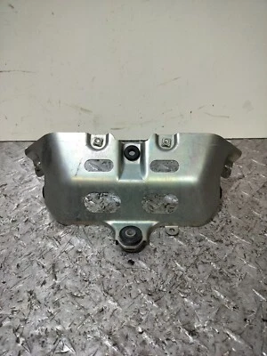 2008-2009 SUZUKI GSXR 600 750 OEM GAS TANK COWL BRACKET CLEAN!! - Image 1 of 4