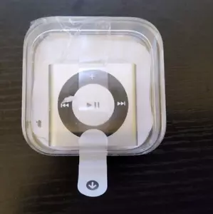 Apple iPod Shuffle 4th Generation Silver (2GB) - Excellent Condition - Boxed - Picture 1 of 3