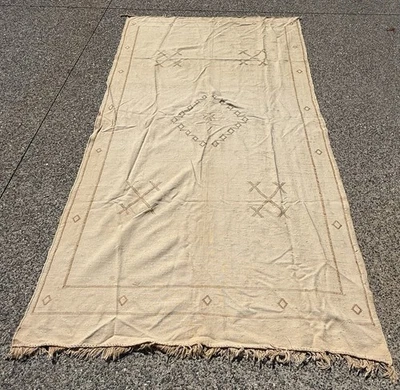 Handmade Gold Beni Ourain Rug, Tribal Berber vintage Moroccan Rug, Atlas Mtns  - Image 1 of 4