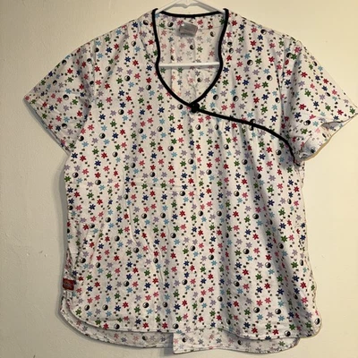 Dickies Yin Yang Asian Floral Print Pattern Scrub Top Wmn M Medical Uniform - Image 1 of 4