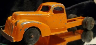 ANTIQUE Hubley Stake Truck DUAL wheels 40's 50's ORIGINAL METAL Kiddie Toy - Image 1 of 4