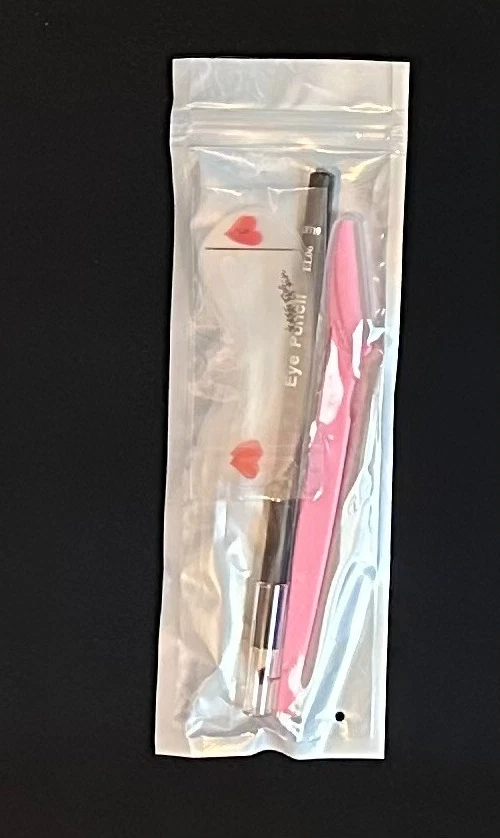 Waterproof 4-point eyebrow pencil kit with 3 stencils and 1 razor   - Image 1 of 1