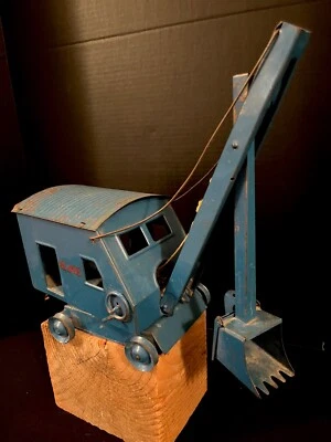 Antique 1940's Toy "Structo" Steam Shovel - Image 1 of 2