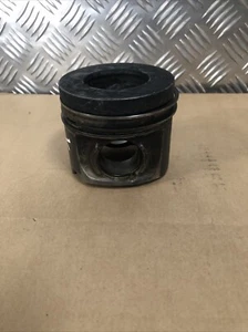 MOTOR DIÉSEL BMW SERIE 1 3 5 F10 F30 F15 F16 PISTÓN N57 3.0 84L110 - Imagen 1 de 13