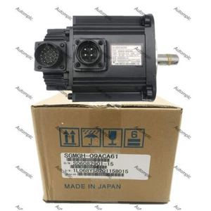 New In Box YASKAWA SGMGH-09ACA61 SGMGH09ACA AC Servo Motor - Picture 1 of 5