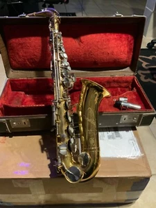 VINTAGE CLEVELAND By THE H.N. WHITE CO. CLEVE. OHIO SAXOPHONE - Picture 1 of 12