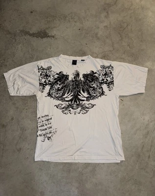 Y2K Kani Gold Vintage AOP T-shirt White Mens Size 2XL Affliction Cyber Tee 2000s - Image 1 of 3