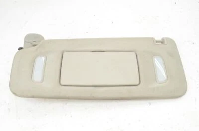 2008-2013 Chevy Silverado 1500 Crew Cab Driver Left Sun Visor Assembly - Изображение 1 из 4