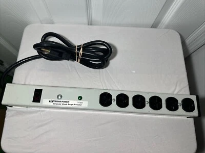 Perma Power WIREMOLD M620BZLS 18" PUTTY WHITE W/ 6 5-20R RECEPTACLES - Image 1 of 4