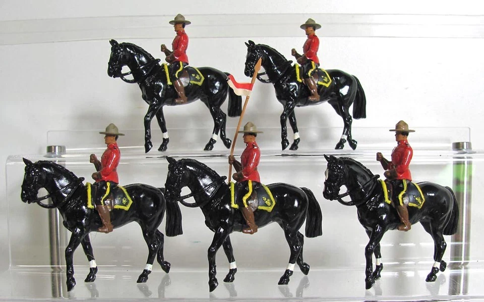 BRITAINS LIMITED CANADIAN MOUNTED POLICE "MOUNTIES" (2003) 5 QTY CLEAN - Image 1 of 1