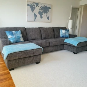 Dual Chase Sectional - Picture 1 of 2