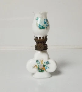 Vintage Hurricane Lamp small with flower pattern sticker - Picture 1 of 6