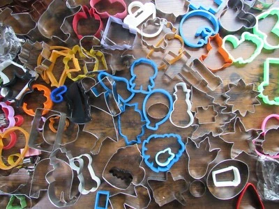 Lot of 120 cookie cutters - Metal, 3D printed, plastic, Wilton - Animals, shapes - Image 1 of 4