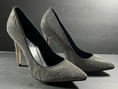 Zapatos de salón KURT GEIGER Carvela talla 38/8 tacones de aguja tachonados negros puntiagudos NUEVO Foto 1 de 4